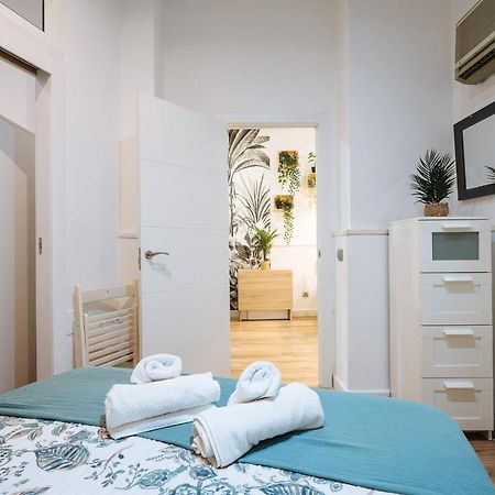Divi Apartments Martinez Montanes เซบีญา ภายนอก รูปภาพ