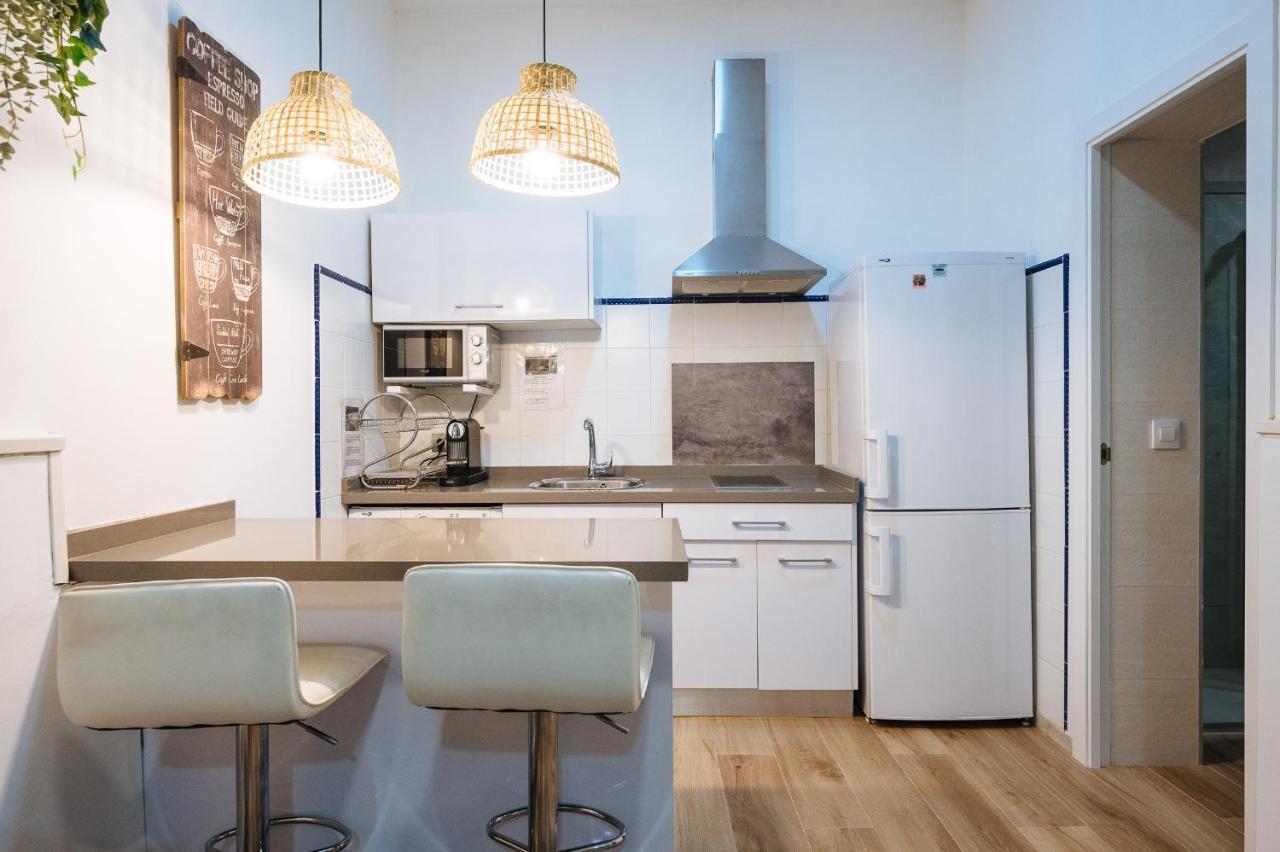 Divi Apartments Martinez Montanes เซบีญา ภายนอก รูปภาพ