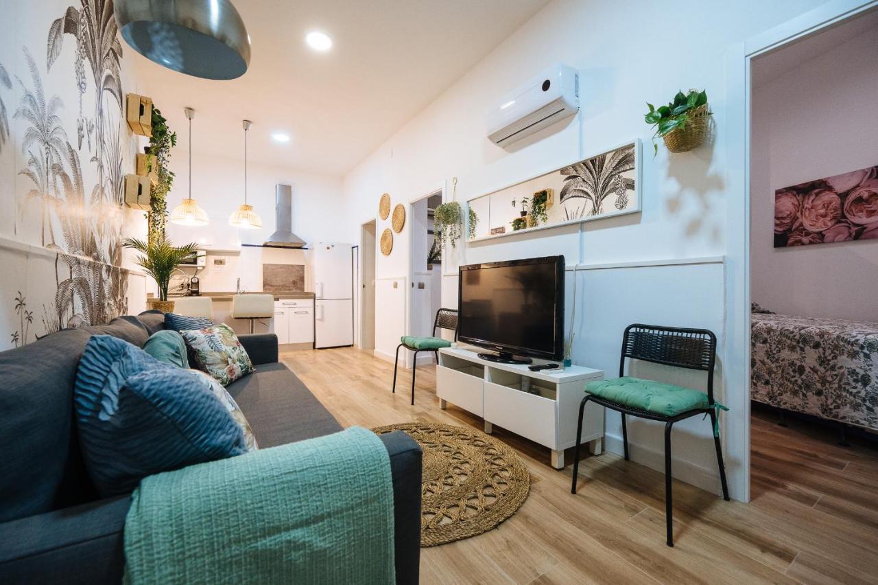 Divi Apartments Martinez Montanes เซบีญา ภายนอก รูปภาพ