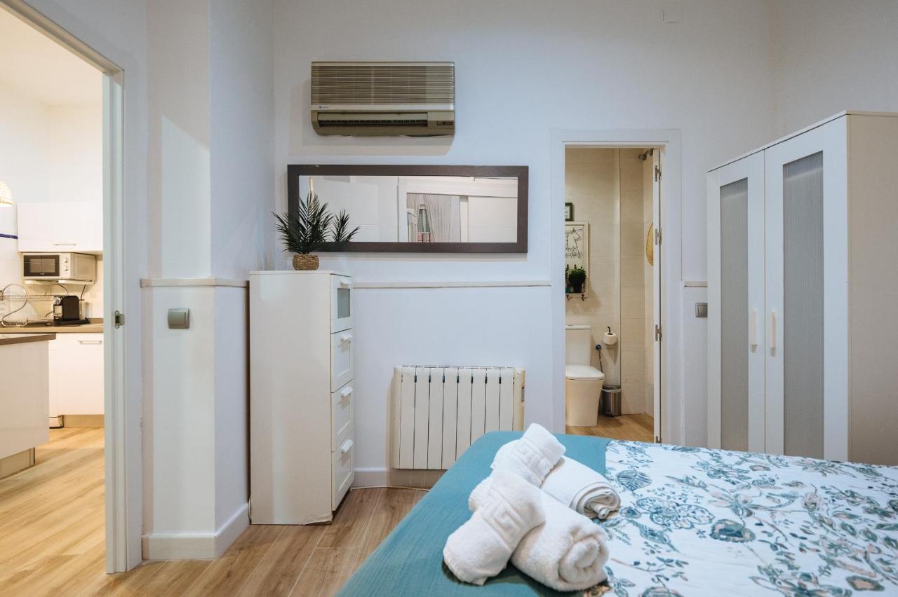 Divi Apartments Martinez Montanes เซบีญา ภายนอก รูปภาพ