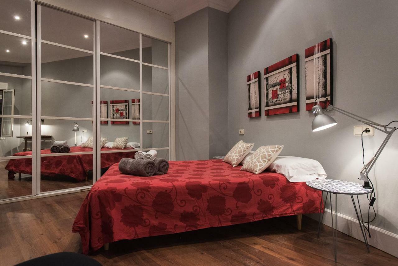 Divi Apartments Martinez Montanes เซบีญา ภายนอก รูปภาพ