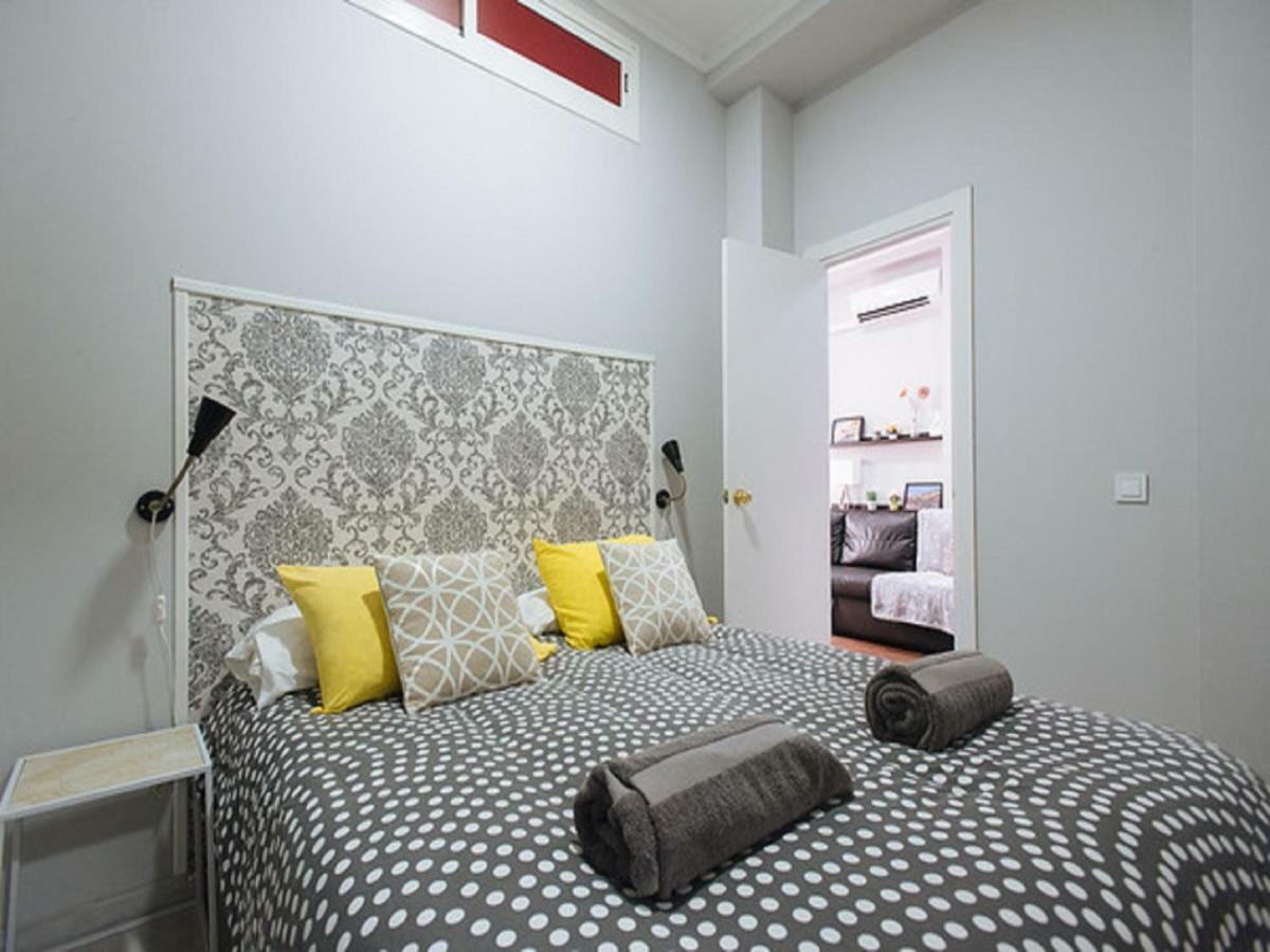 Divi Apartments Martinez Montanes เซบีญา ภายนอก รูปภาพ