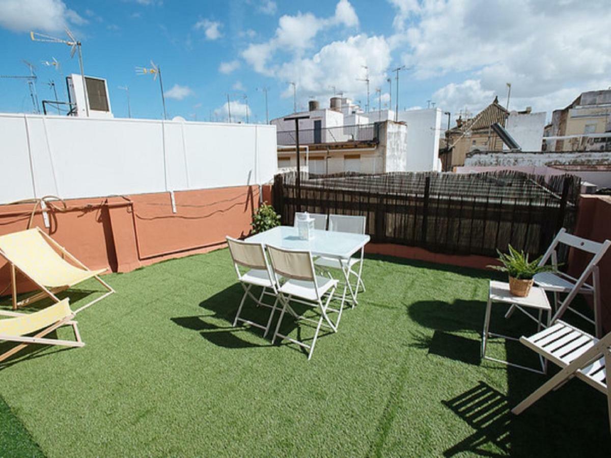 Divi Apartments Martinez Montanes เซบีญา ภายนอก รูปภาพ